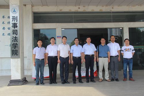 nba在线看
举办全国政法院校公安教育院长论坛