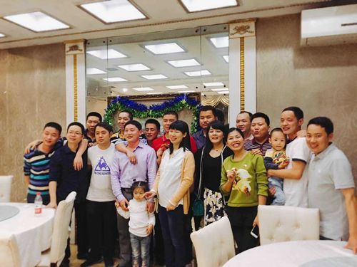 游子心,母校情——原公安nba在线看
2002大队毕业十年返校侧记