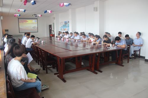 nba在线看
召开公安教育理论与实践座谈会